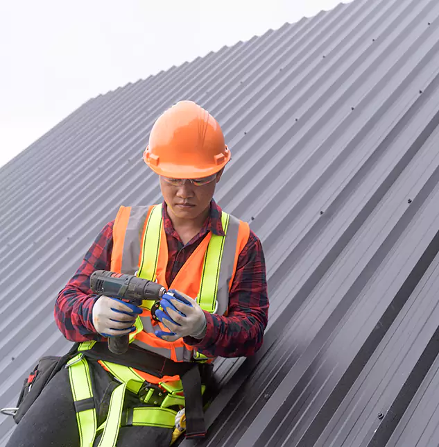 El Cajon's Tin Roof Restoration Experts: Stopping Every Tin Roof Problem