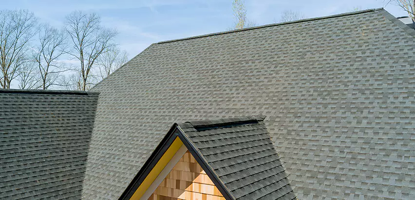 Replacing Vinyl Siding With Cedar Shingles in El Cajon